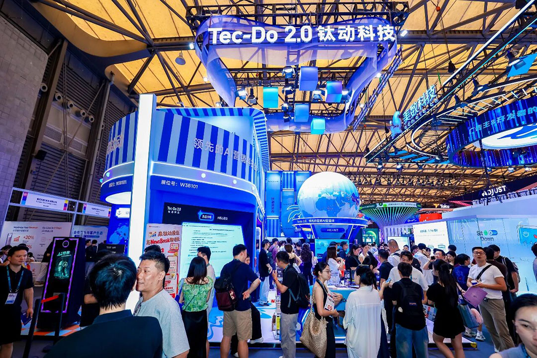 与AI同游!2026年第二十三届ChinaJoy盛大开幕! https://cms3.chinajoy.net/157/upload/resources/image/103385.jpg?token=Bearer eyJhbGciOiJIUzUxMiJ9.eyJpc3MiOiJlY2hpc2FuIiwic3ViIjoie1wiY2xpZW50XCI6XCJXRUJcIixcInR5cGVcIjpcIlVTRVJcIixcIm5hbWVcIjpcInVzZXIyX2FwaVwiLFwic2lnbmF0dXJlXCI6bnVsbCxcImV4cGlyZXNfaW5cIjoxODAwMDAwMH0iLCJpYXQiOjE3ODU1NzI3NDYsImV4cCI6MTc4NTU5MDc0Nn0.HPnAxiidYD1k7VkgJAD_0D0Wu1tmwQ6G_gTyksby3y2UZCbUy9DUdn6tHTLCCrc3fJB-Ny2umh8wrpsCHGvtJw